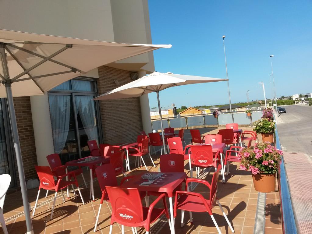 Hotel La Torre Los Montesinos Exterior photo